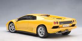 Lamborghini  - Diablo yellow - 1:18 - AutoArt - 74526 - autoart74526 | Toms Modelautos