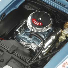 Pontiac  - 1967 tyrol blue  - 1:18 - Exact Detail - ed410 | Toms Modelautos