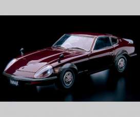 Nissan  - maroon - 1:18 - Kyosho - 8212m - kyo8212m | Toms Modelautos