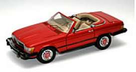 Mercedes Benz  - 1973 red - 1:24 - CMC - 012 - cmc012 | Toms Modelautos