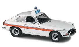 MG  - 1967 white - 1:18 - Universal Hobbies - UH4452 | Toms Modelautos