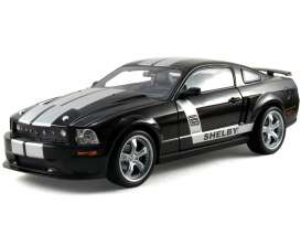 Shelby  - 2007 black w/silver stripes - 1:18 - Shelby Collectibles - shelby7A01 | Toms Modelautos