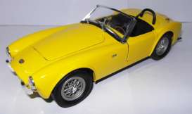 Shelby  - 1962 yellowsh - 1:24 - Shelby Collectibles - shelby26002 | Toms Modelautos
