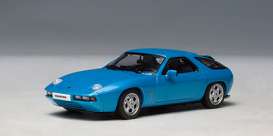 Porsche  - blue - 1:43 - AutoArt - 57811 - autoart57811 | Toms Modelautos