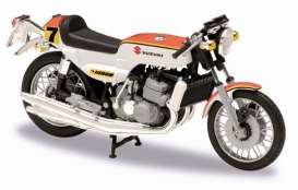 Suzuki  - 1973 white/orange - 1:18 - Solido - 153605 - soli153605 | Toms Modelautos