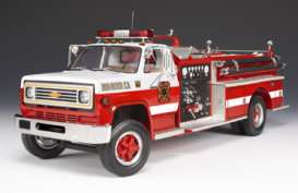 Chevrolet  - 1975 red/white - 1:16 - Highway 61 - hw50660 | Toms Modelautos
