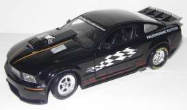 Shelby  - 2009 blacksh - 1:24 - Shelby Collectibles - shelby558 | Toms Modelautos