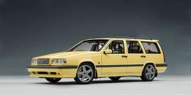 Volvo  - 1995 cream yellow - 1:18 - AutoArt - 79506 - autoart79506 | Toms Modelautos