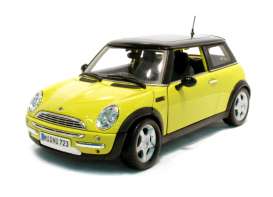 Mini  - 2005 yellow/black - 1:18 - Maisto - 31656y - mai31656y | Toms Modelautos