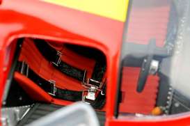 Ferrari  - 1967 red/yellow - 1:18 - Acme Diecast - kyog1804113 | Toms Modelautos
