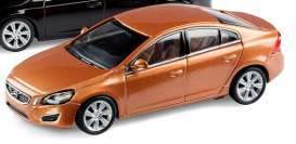 Volvo  - 2009 vibrant copper - 1:43 - Motorart - volvo1811 | Toms Modelautos