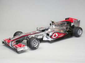 McLaren Mercedes Benz - MP4-25 2010  - 1:24 - Revell - Germany - 07096 - revell07096 | Toms Modelautos