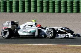 Mercedes Benz  - 2010  - 1:24 - Revell - Germany - 07098 - revell07098 | Toms Modelautos