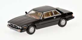 Maserati  - 1982 black - 1:43 - Minichamps - 400123960 - mc400123960 | Toms Modelautos