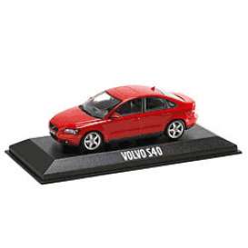 Volvo  - 2003 red - 1:43 - Minichamps - volvo1096 | Toms Modelautos