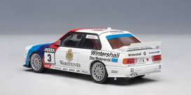 BMW  - 1991 white/blue/red - 1:43 - AutoArt - 69145 - autoart69145 | Toms Modelautos