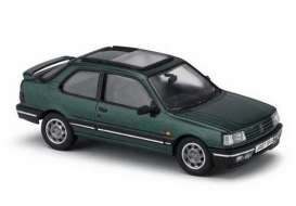 Peugeot  - green - 1:43 - Vanguards - va11602 | Toms Modelautos