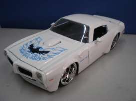 Pontiac  - 1972 white - 1:24 - Jada Toys - 90787w - jada90787w | Toms Modelautos