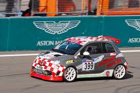 Fiat  - 2010  - 1:43 - Minichamps - 437101299 - mc437101299 | Toms Modelautos