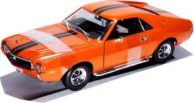 AMC  - 1969 orange with black stripes - 1:18 - ERTL - ertl32278  | Toms Modelautos