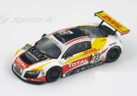 Audi  - 2010 white/red/black - 1:43 - Spark - sb010 - spasb010 | Toms Modelautos