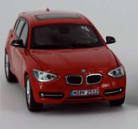 BMW  - 2010 karmesin red - 1:43 - Paragon - 91001 - para91001 | Toms Modelautos