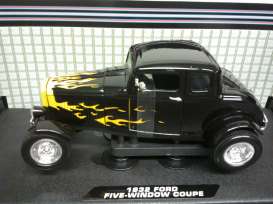 Ford  - 1932 black/flames - 1:18 - Motor Max - 73171bkf - mmax73171bkf | Toms Modelautos