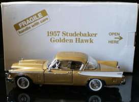 Studebaker  - 1957 gold - 1:24 - Danbury Mint - dm57studebaker | Toms Modelautos