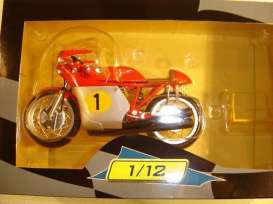 MV Agusta  - 1967 red/silver - 1:12 - IXO Models - AlGX031agostini67 | Toms Modelautos