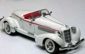 Auburn  - 1935 white - 1:24 - Franklin Mint - FB11PT92 | Toms Modelautos