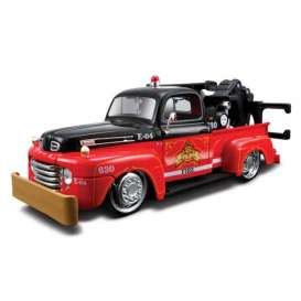Ford  - 1948 black/red - 1:24 - Maisto - 32992bkr - mai32992bkr | Toms Modelautos