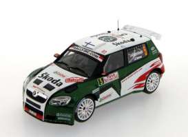 Skoda  - 2010 white/green - 1:43 - IXO Models - ram419 - ixram419 | Toms Modelautos