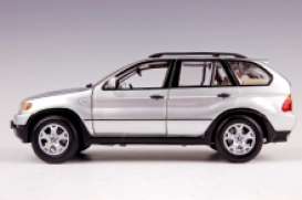 BMW  - 2001 silver - 1:18 - Motor Max - 73105s - mmax73105s | Toms Modelautos