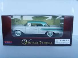 Ford  - 1958 white/green - 1:32 - Arko - Arko05841 | Toms Modelautos