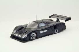 Nissan  - black - 1:43 - Ebbro - ebb44790 | Toms Modelautos