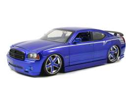 Dodge  - 2006 purple - 1:18 - Jada Toys - 96582p - jada96582p | Toms Modelautos