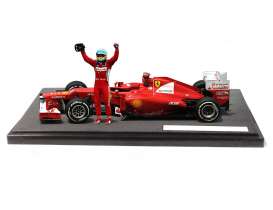 Ferrari  - 2012 red - 1:18 - Hotwheels - mvBBW94 - hwmvBBW94 | Toms Modelautos