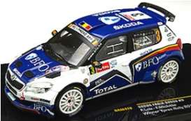 Skoda  - 2011 white/blue - 1:43 - IXO Models - ram478 - ixram478 | Toms Modelautos