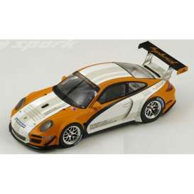 Porsche  - 2010 white/orange - 1:18 - Spark - 18S059 - spa18S059 | Toms Modelautos