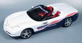 Chevrolet  - 2004 white/blue - 1:18 - Auto World - 204 - AW204 | Toms Modelautos