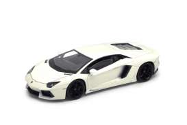 Lamborghini  - Aventador LP700-4 2011 white - 1:24 - Welly - 24033w - welly24033w | Toms Modelautos