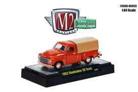 Studebaker  - 1952 red - 1:64 - M2 Machines - 31600DC02C-2 - M2-31600DC02C-2 | Toms Modelautos