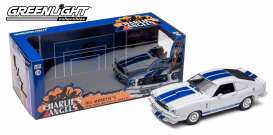 Ford - Mustang Cobra II 1976 white/blue - 1:18 - GreenLight - 12880 - gl12880 | Toms Modelautos Ford - Mustang Cobra II 1976 white/blue - 1:18 - GreenLight - 12880 - gl12880 | Toms Modelautos