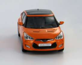 Hyundai  - 2012 orange - 1:43 - Ixo Premium X - PRD270 - ixPRD270 | Toms Modelautos