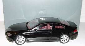 BMW  - 2003 black - 1:18 - Kyosho - bmw430153282 | Toms Modelautos