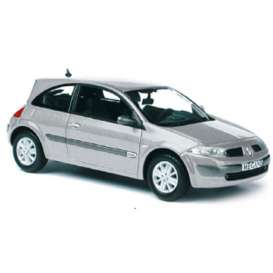 Renault - 2002 silver - 1:43 - Norev - nor517634 | Tom's Modelauto's Renault - 2002 silver - 1:43 - Norev - nor517634 | Tom's Modelauto's