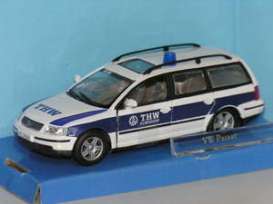 Volkswagen  - white/blue - 1:43 - Cararama - 52170 - cara52170 | Toms Modelautos