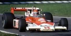 McLaren Ford - 1977 red/white - 1:43 - Minichamps - 530770014 - mc530770014 | Toms Modelautos