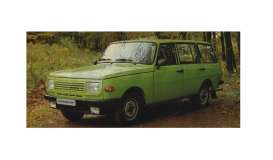 Wartburg  - 1985 green - 1:43 - Ixo Ist Collection - ixist062 | Toms Modelautos