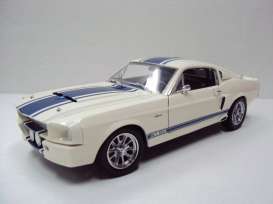 Shelby  - 1967 white/blue - 1:18 - Shelby Collectibles - shelby187 | Toms Modelautos